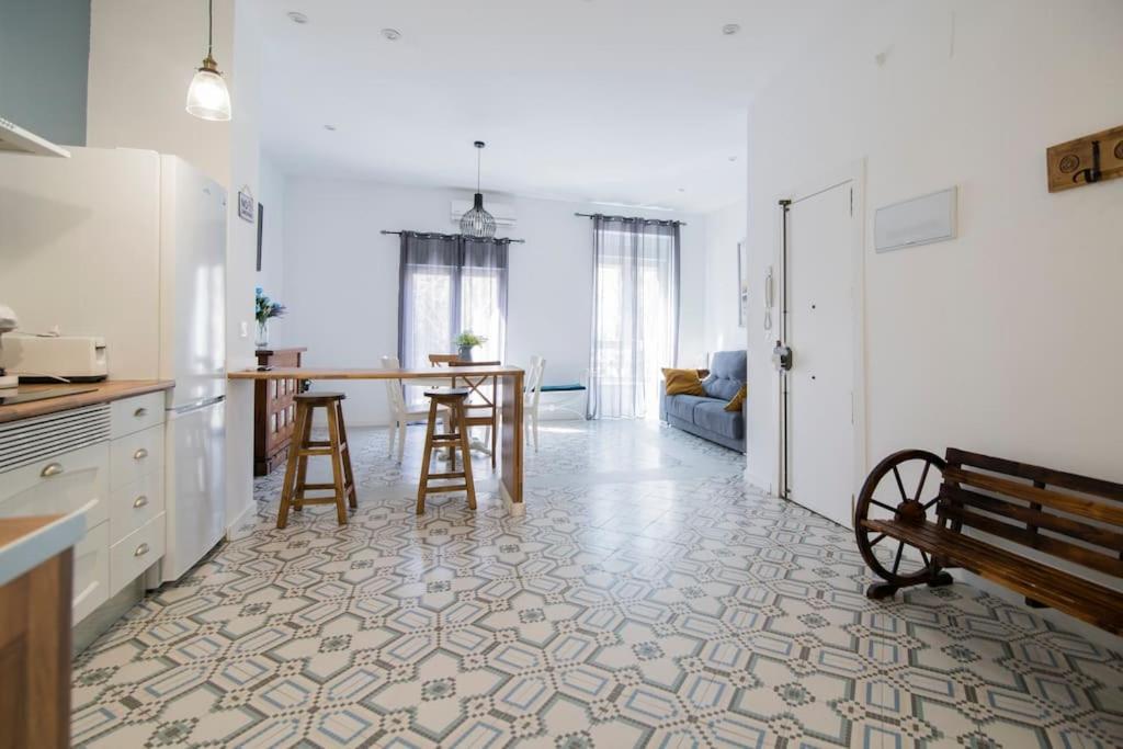 Cozy Flat In City Center Feel The Vibe Selfcheckin فالنسيا المظهر الخارجي الصورة