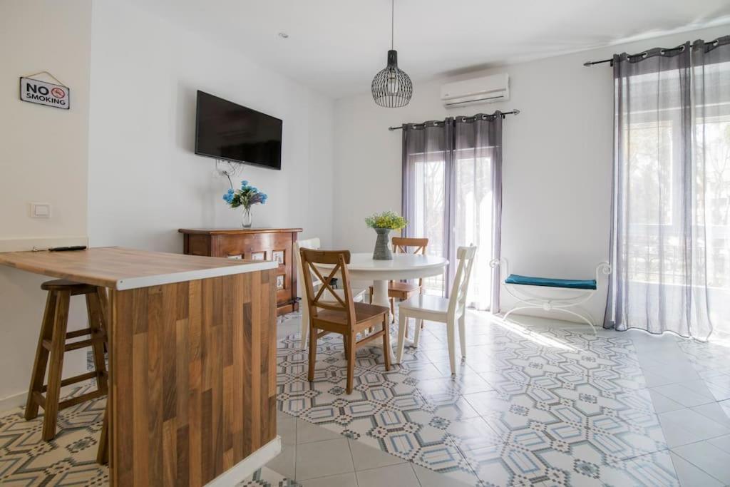 Cozy Flat In City Center Feel The Vibe Selfcheckin فالنسيا المظهر الخارجي الصورة