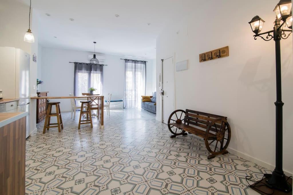 Cozy Flat In City Center Feel The Vibe Selfcheckin فالنسيا المظهر الخارجي الصورة