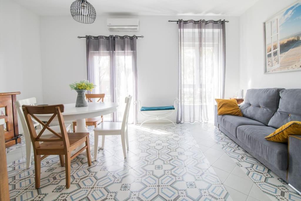 Cozy Flat In City Center Feel The Vibe Selfcheckin فالنسيا المظهر الخارجي الصورة